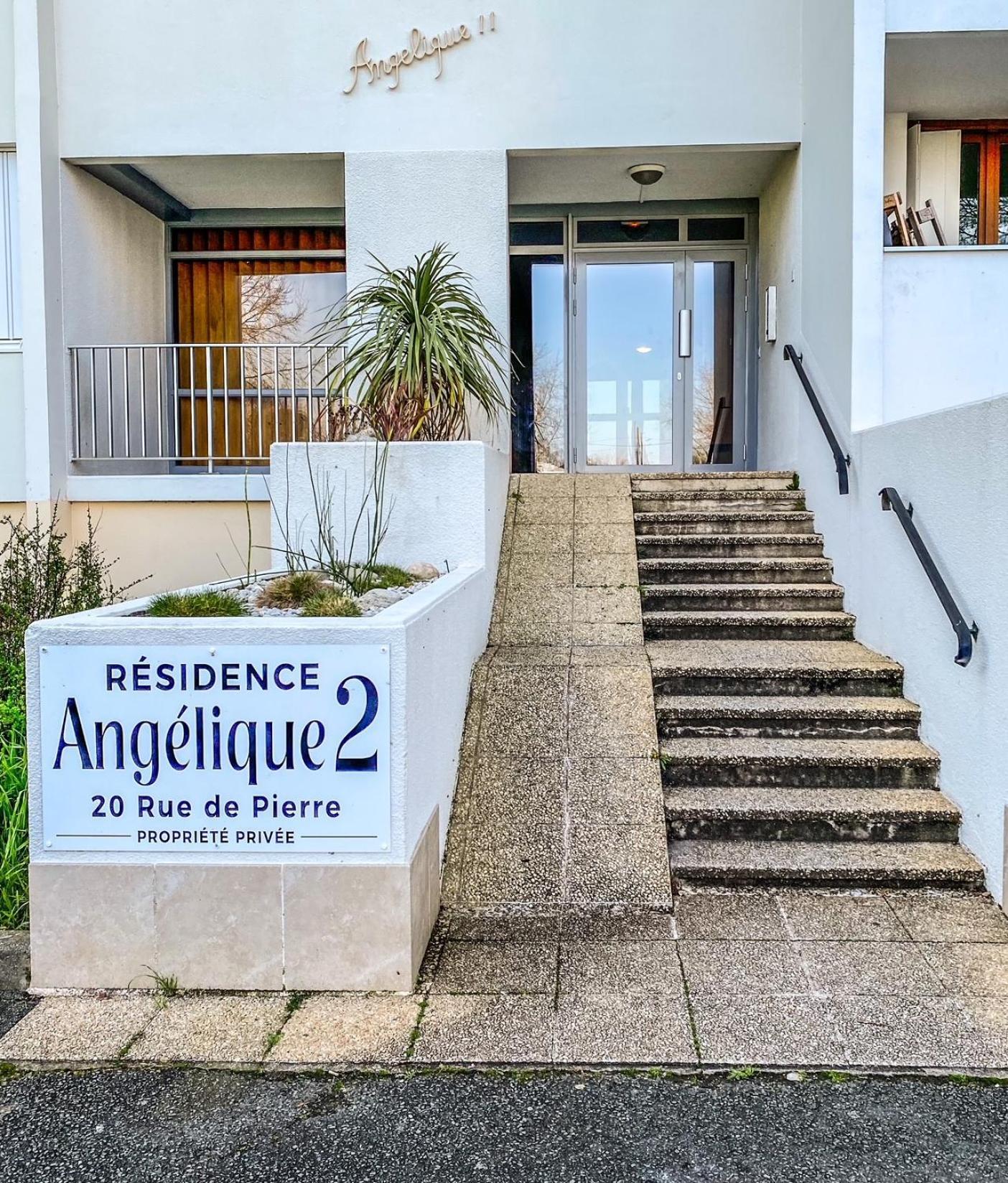 T3 Moderne Avec Balcon Terrasse Et Parking Gratuit Διαμέρισμα Νιόρ Εξωτερικό φωτογραφία