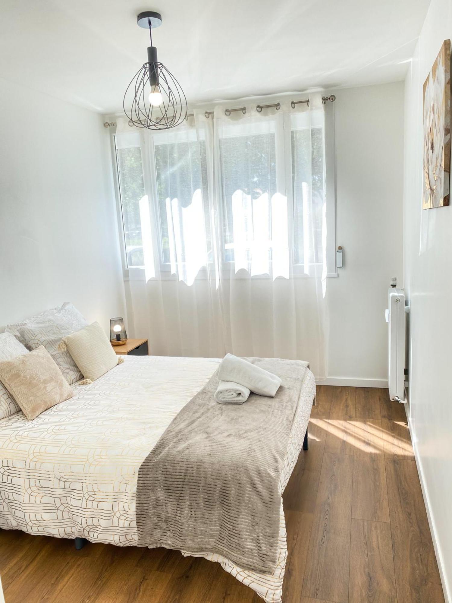 T3 Moderne Avec Balcon Terrasse Et Parking Gratuit Διαμέρισμα Νιόρ Εξωτερικό φωτογραφία